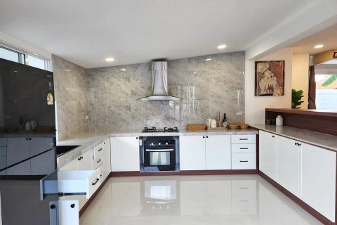 Дом в Мае Риме, Таиланд с 4 спальнями  № 161142 - фото 3