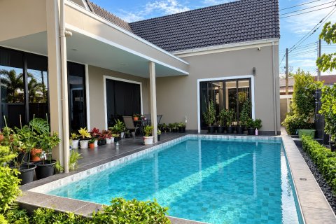 House in Pattaya, Thailand 3 bedrooms № 233893 - photo 7