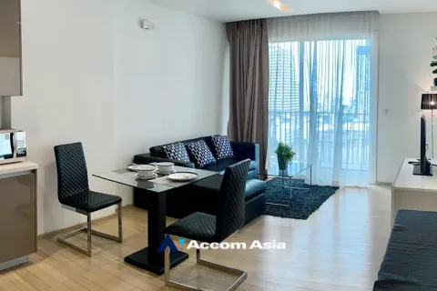 Condominio de 1 dormitorio en Khlong Toei, Bangkok, Tailandia № 218112
