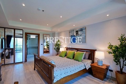 Condominio de 1 dormitorio en Pattaya, Tailandia № 210213 - foto 10