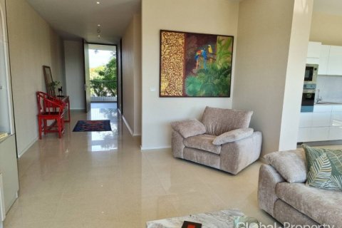 Condo in Pattaya, Thailand, 2 bedrooms № 202075 - photo 11