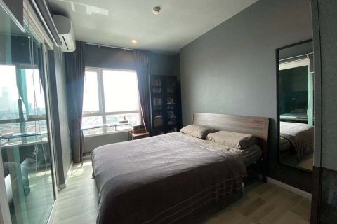 Studio dans le Condo à Bang Kho Laem, Bangkok, Thaïlande  № 158083 - photo 2