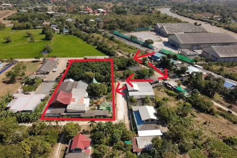 Terrain à Tha Ruea, Thaïlande 3200 m2 № 158086 - photo 9