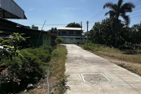 Terrain à Tha Ruea, Thaïlande 3200 m2 № 158086 - photo 5