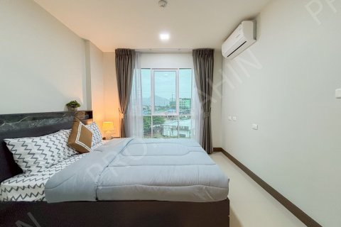Apartamento de 1 dormitorio en Hua Hin, Tailandia № 206100 - foto 4