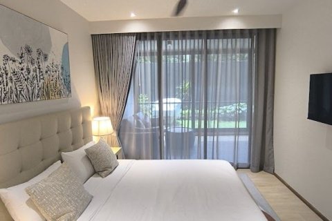 Condo in Phuket, Thailand, 3 bedrooms  № 158423 - photo 5