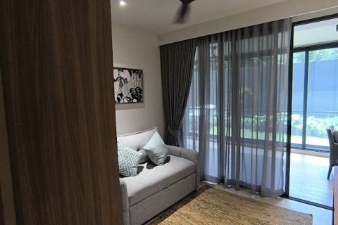 Condo in Phuket, Thailand, 3 bedrooms  № 158423 - photo 2