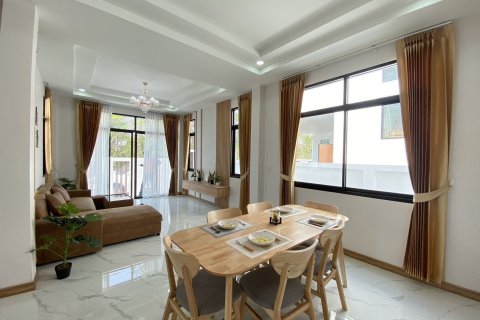 Вилла в Чиангмае, Таиланд с 4 спальнями  № 158427 - фото 27