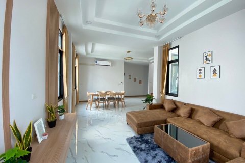 Вилла в Чиангмае, Таиланд с 4 спальнями  № 158427 - фото 12