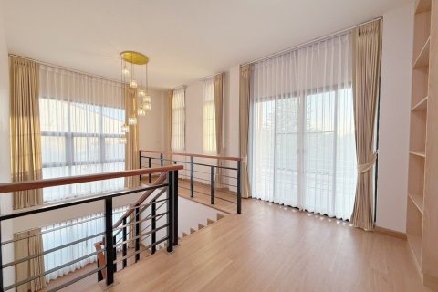 Вилла в Чиангмае, Таиланд с 4 спальнями  № 158427 - фото 8