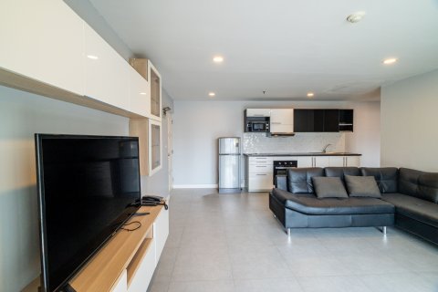 Studio dans le Condo à Watthana, Bangkok, Thaïlande  № 170705 - photo 6