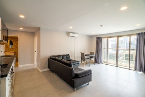 Studio dans le Condo à Watthana, Bangkok, Thaïlande  № 170705 - photo 2