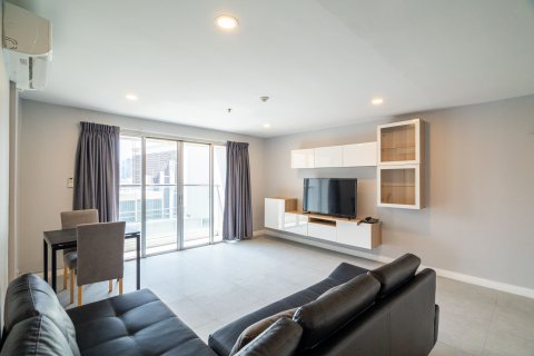 Studio dans le Condo à Watthana, Bangkok, Thaïlande  № 170705