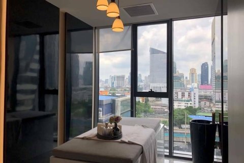 Studio dans le Condo à Huai Khwang, Bangkok, Thaïlande  № 173738 - photo 10