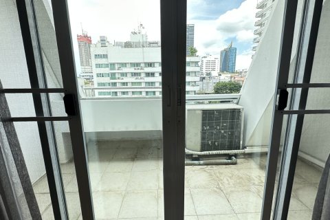Condo à Watthana, Bangkok, Thaïlande, 2 chambres № 200995 - photo 9