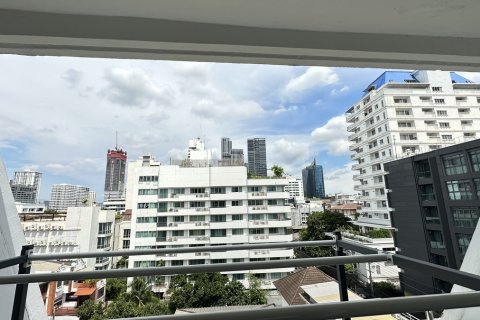 Condo à Watthana, Bangkok, Thaïlande, 2 chambres № 200995 - photo 20