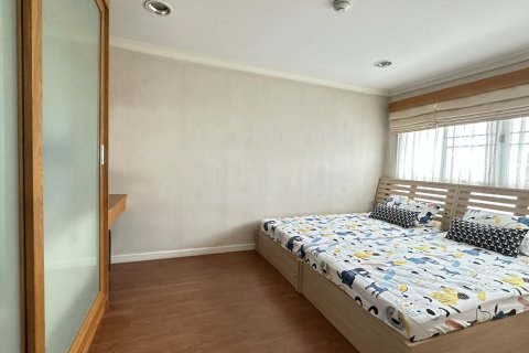 Condo à Watthana, Bangkok, Thaïlande, 2 chambres № 200995 - photo 6