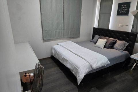 House in Bang Kaeo, Thailand 5 bedrooms № 160471 - photo 8