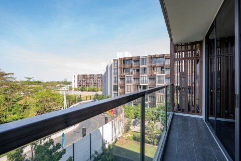 Condo in Watthana, Bangkok, Thailand, 3 bedrooms  № 160470 - photo 13