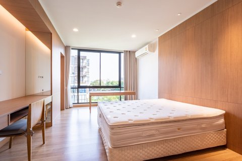 Condo in Watthana, Bangkok, Thailand, 3 bedrooms  № 160470 - photo 5