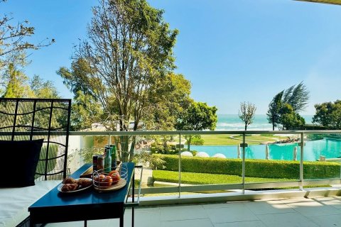 Condo in Hua Hin, Thailand, 3 bedrooms  № 160467 - photo 2