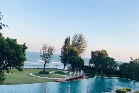 Condo in Hua Hin, Thailand, 3 bedrooms  № 160467