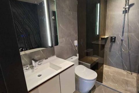 Condo à Watthana, Bangkok, Thaïlande, 2 chambres № 160472 - photo 9