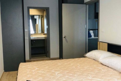 Condo in Bang Kapi, Bangkok, Thailand, 2 bedrooms  № 140554 - photo 5