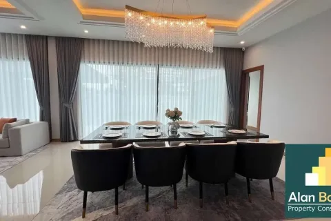 Casa de 3 dormitorios en Pattaya, Tailandia № 211332 - foto 3