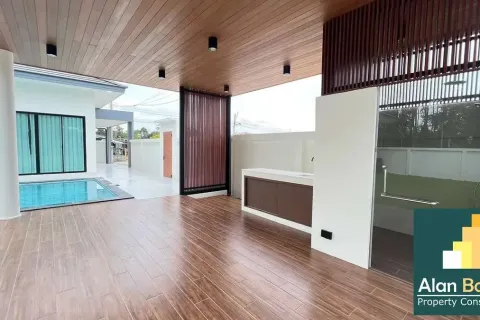 Casa de 3 dormitorios en Pattaya, Tailandia № 211332 - foto 8