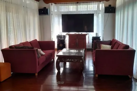 Casa de 4 dormitorios en Pattaya, Tailandia № 211336 - foto 26