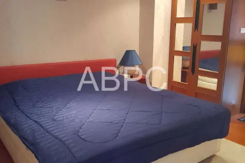 Casa de 4 dormitorios en Pattaya, Tailandia № 211336 - foto 10