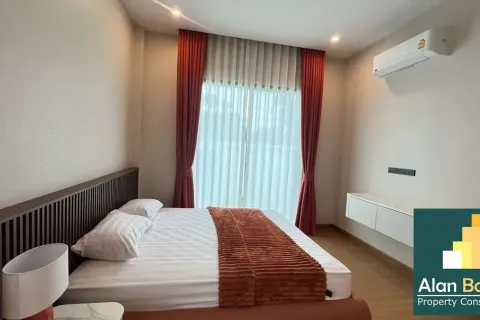 Casa de 3 dormitorios en Pattaya, Tailandia № 211331 - foto 10