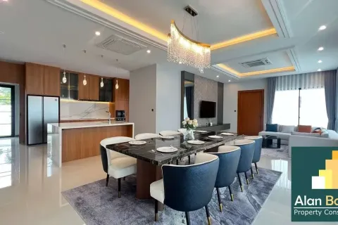 Casa de 3 dormitorios en Pattaya, Tailandia № 211331 - foto 4