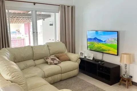 Casa de 3 dormitorios en Pattaya, Tailandia № 211335 - foto 10