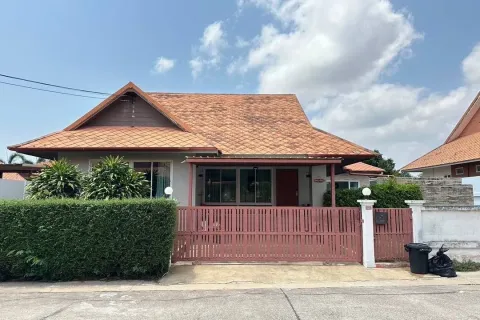 Casa de 3 dormitorios en Pattaya, Tailandia № 211335 - foto 14