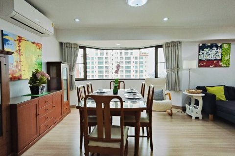 Condo in Watthana, Bangkok, Thailand, 2 bedrooms  № 160834 - photo 5