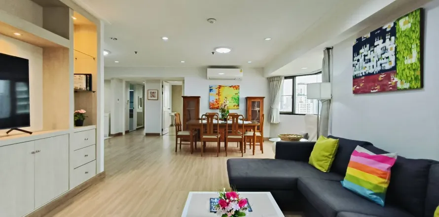 Condo in Watthana, Bangkok, Thailand, 2 bedrooms  № 160834