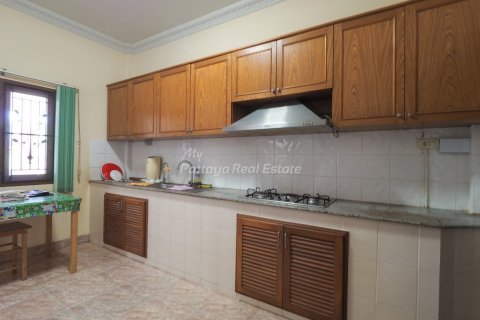 House in Bang Lamung, Thailand 3 bedrooms № 113528 - photo 14