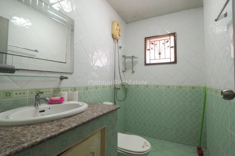 House in Bang Lamung, Thailand 3 bedrooms № 113528 - photo 10
