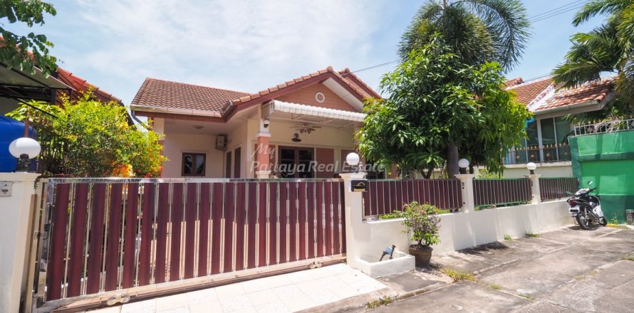 House in Bang Lamung, Thailand 3 bedrooms № 113528