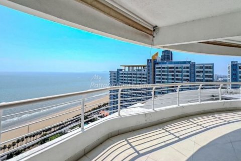 Condo in Pattaya, Thailand, 3 bedrooms  № 113524 - photo 10