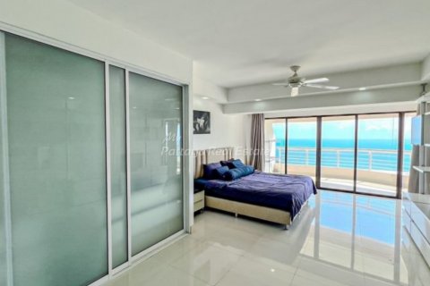 Condo in Pattaya, Thailand, 3 bedrooms  № 113524 - photo 5