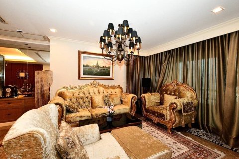 Condo in Sathon, Bangkok, Thailand, 3 bedrooms  № 147995 - photo 11