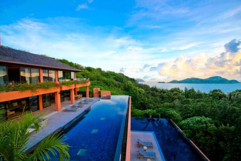 Villa in Phuket, Thailand 2 Schlafzimmer № 165075 - Foto 23