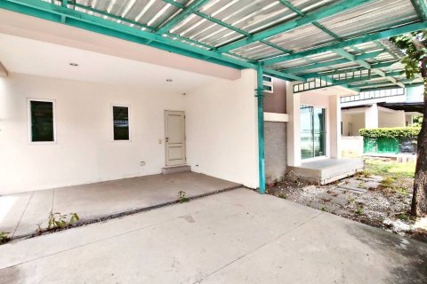 House in Rangsit, Thailand 4 bedrooms № 136053 - photo 4
