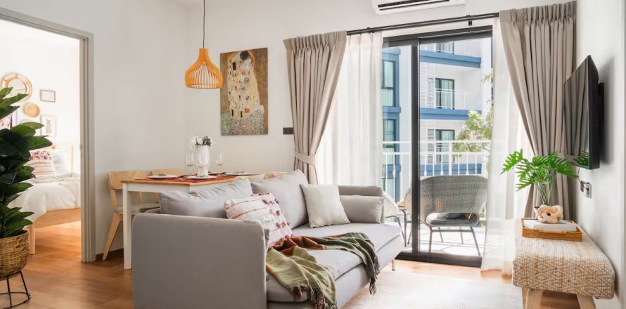 Apartment in Phuket, Thailand 2 bedrooms № 136054