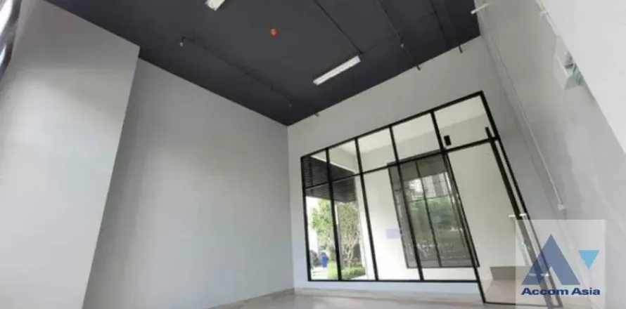 Shophouse in Khlong San, Bangkok, Thailand 31 m2 № 219545