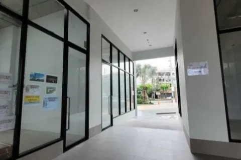 Shophouse in Khlong San, Bangkok, Thailand 31 m2 № 219545 - Foto 3
