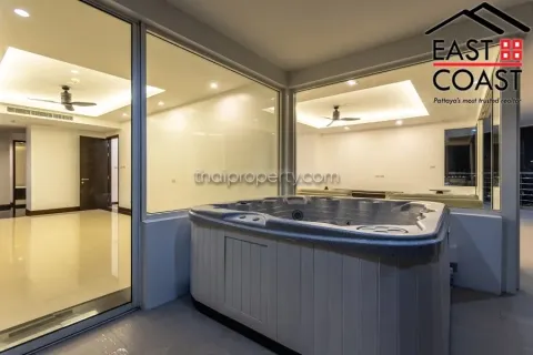 Condominio de 3 dormitorios en Jomtien Beach, Pattaya, Tailandia № 212933 - foto 16